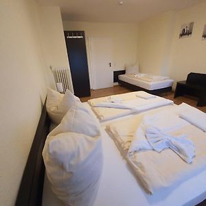 Zimmer mit Queensize-Bett